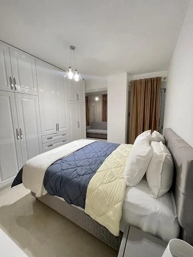 Sunflower Apt Saranda Terraces Apartamento Sarandë