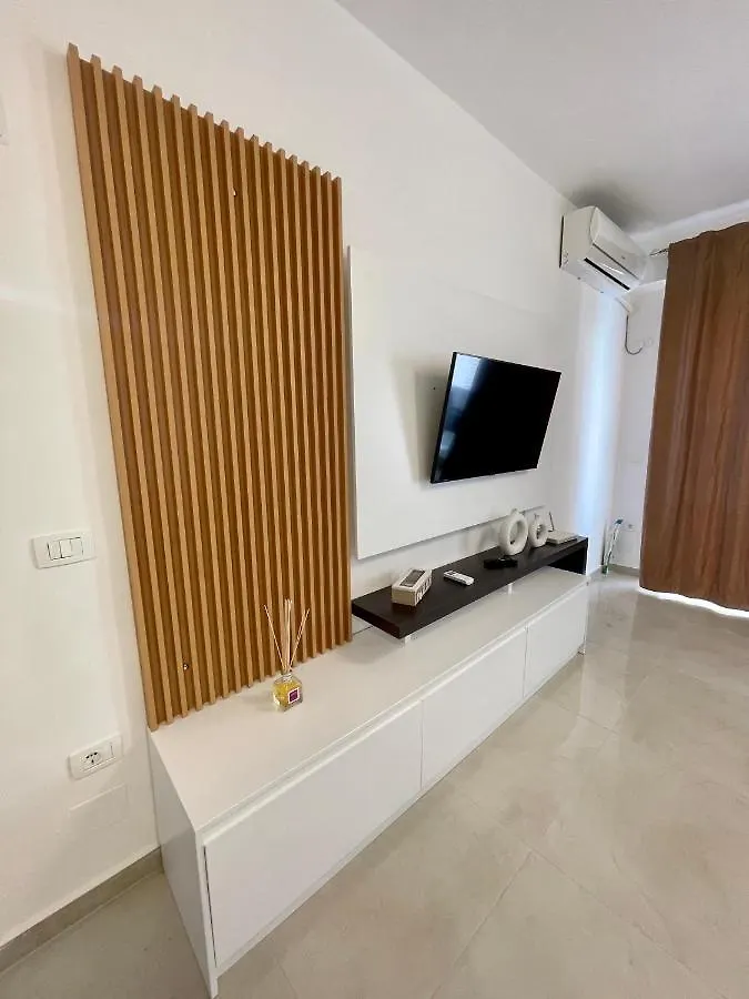 Sunflower Apt Saranda Terraces Apartamento